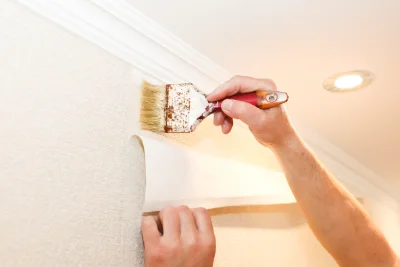 Pose de papier peint à Merpins — revêtements muraux et toiles de verre